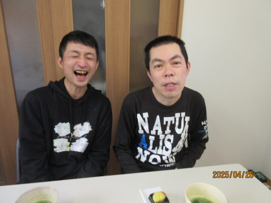 4月「わさび」と「からし」の茶道教室